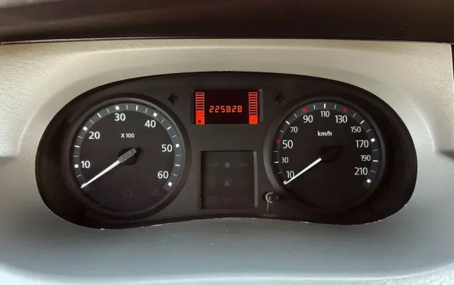 RENAULT Trafic II L2H1 