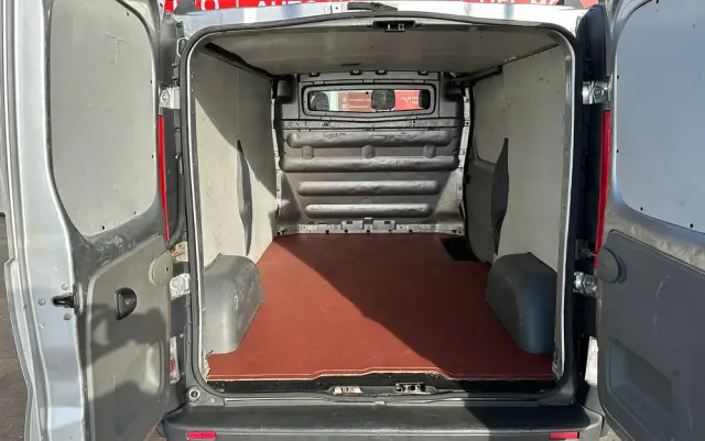 RENAULT Trafic II L2H1 