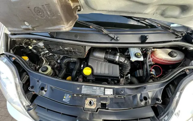 RENAULT Trafic II L2H1 