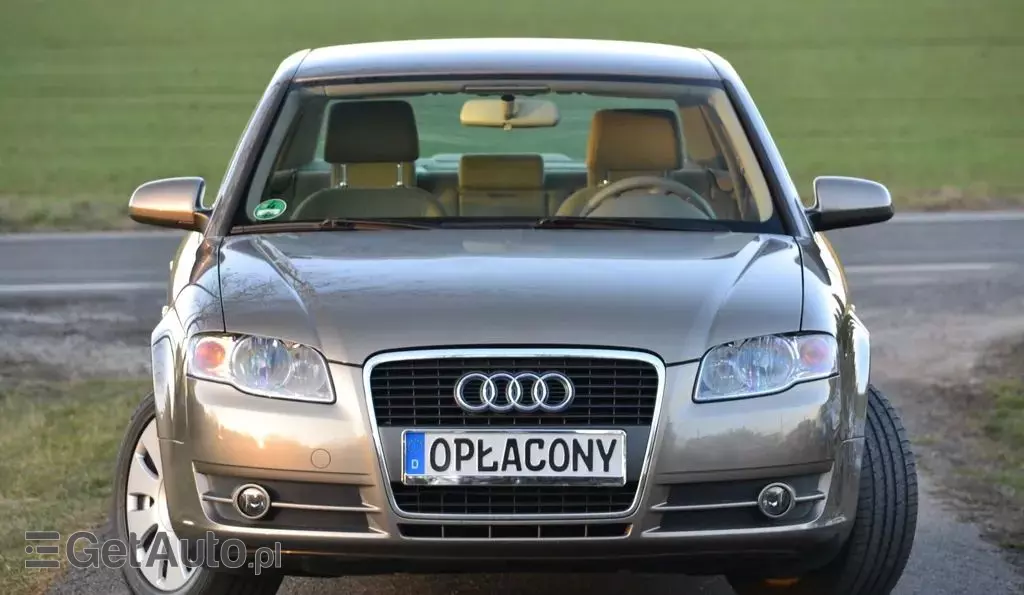 AUDI A4 