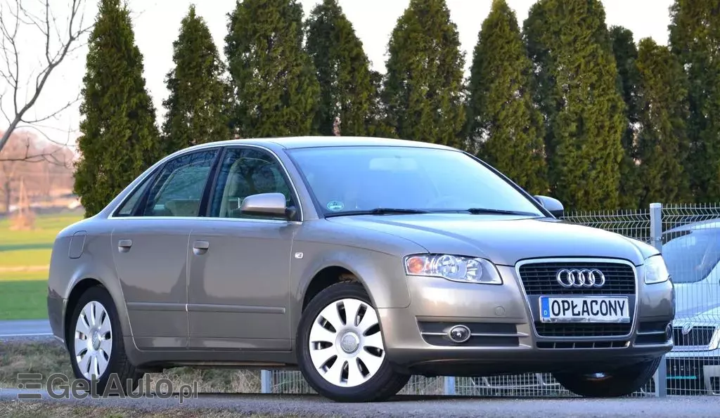 AUDI A4 