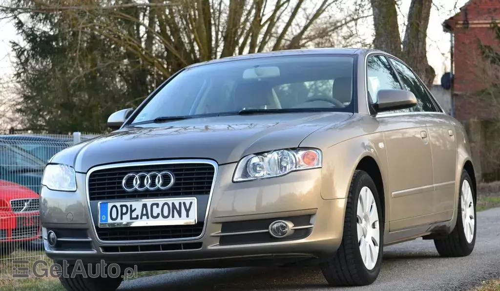 AUDI A4 