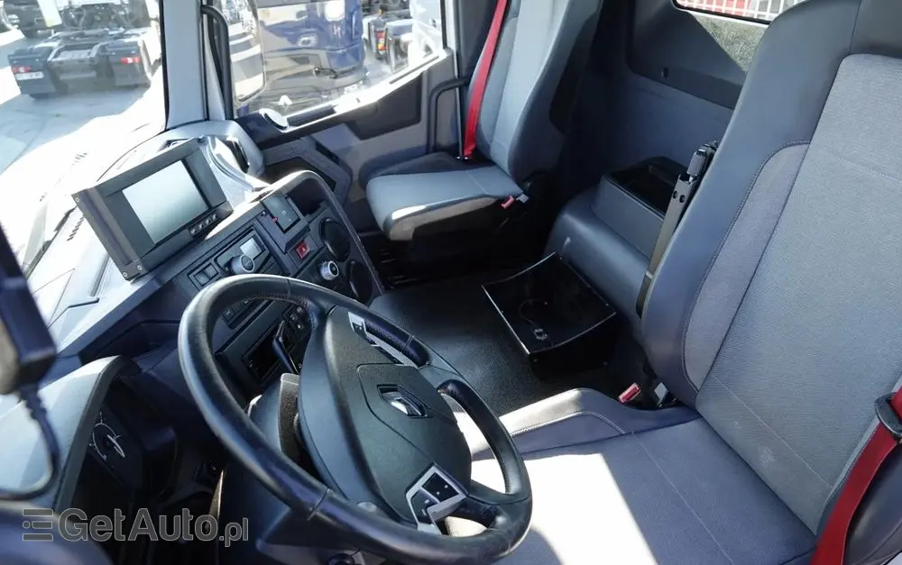 RENAULT C 430 / 8x4 / SKRZYNIOWY 7 M + HDS PALFINGER 33002 -wysów: 14,5 M / UDŹWIG 9800 KG / STEROWANIE RADIOWE / ROTATOR / EURO 6 