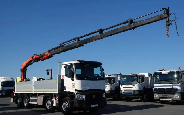 RENAULT C 430 / 8x4 / SKRZYNIOWY 7 M + HDS PALFINGER 33002 -wysów: 14,5 M / UDŹWIG 9800 KG / STEROWANIE RADIOWE / ROTATOR / EURO 6 