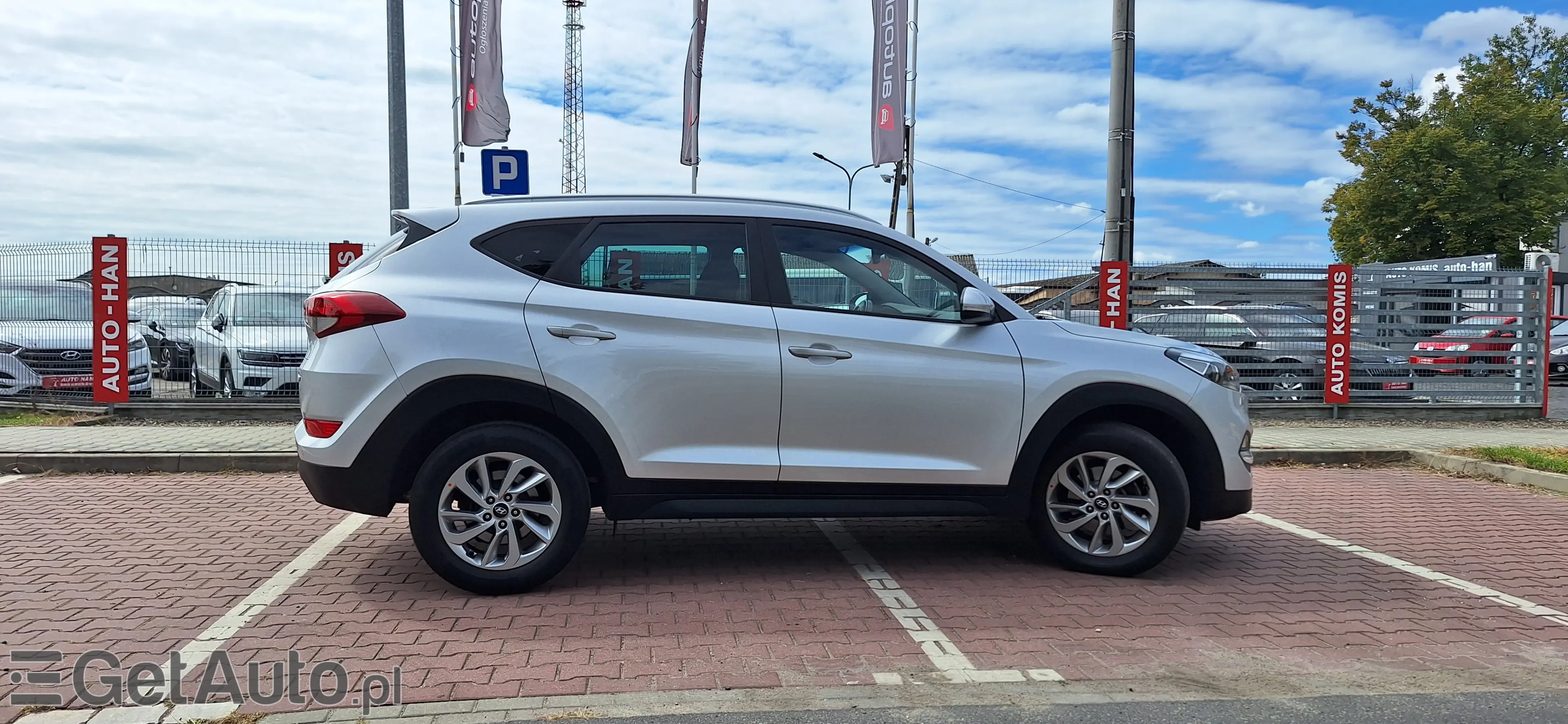 HYUNDAI Tucson 