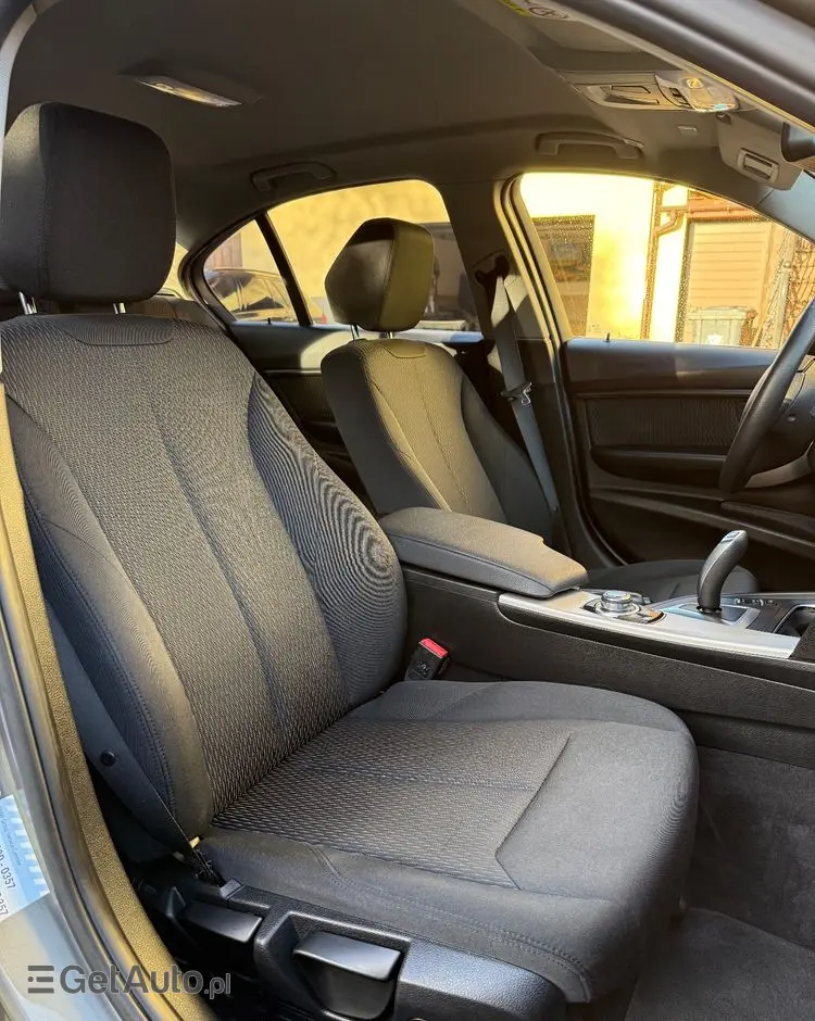 BMW Seria 3 320d Efficient Dynamics