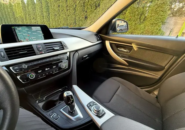 BMW Seria 3 320d Efficient Dynamics