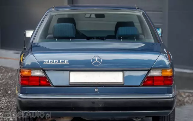 MERCEDES-BENZ W 124 