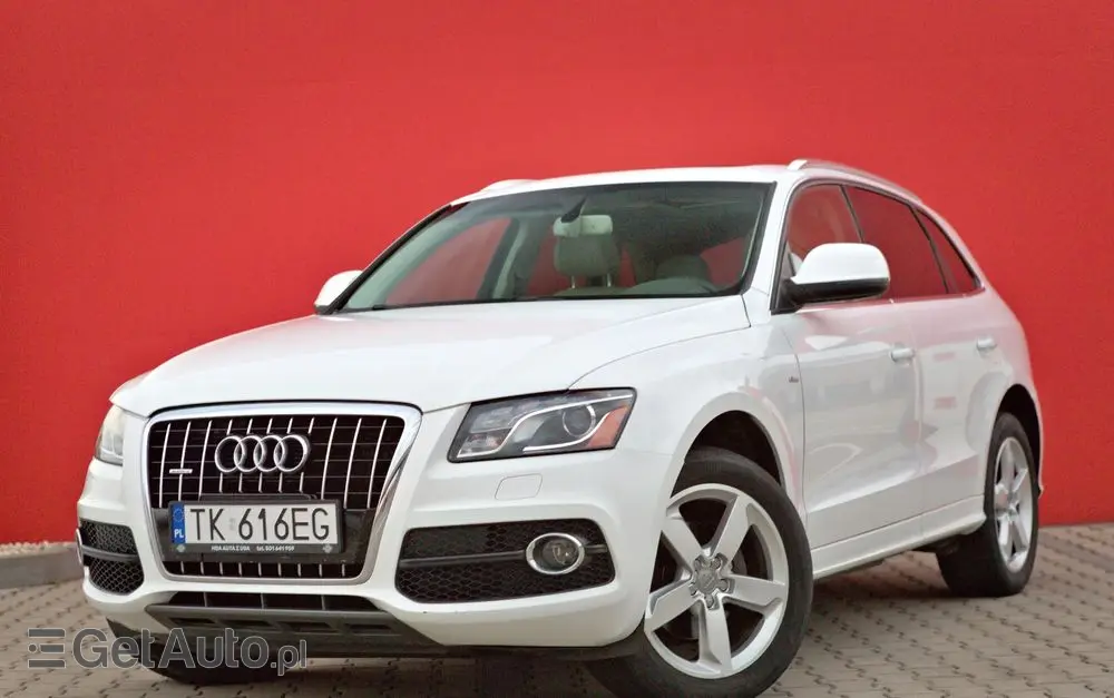 AUDI Q5 