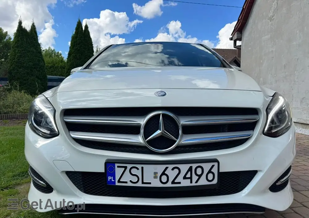 MERCEDES-BENZ Klasa B 250 4Matic 7G-DCT UrbanStyle Edition