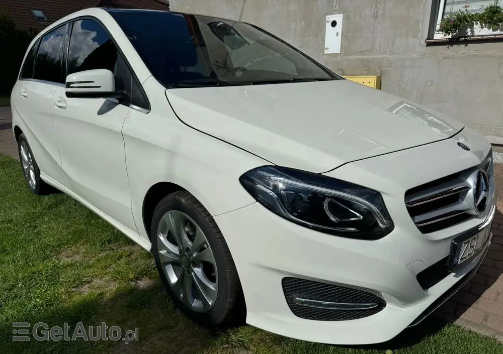 MERCEDES-BENZ Klasa B 250 4Matic 7G-DCT UrbanStyle Edition