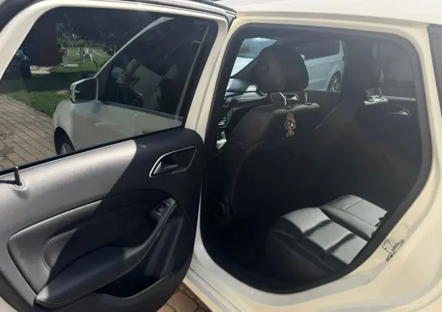 MERCEDES-BENZ Klasa B 250 4Matic 7G-DCT UrbanStyle Edition