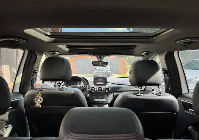 MERCEDES-BENZ Klasa B 250 4Matic 7G-DCT UrbanStyle Edition