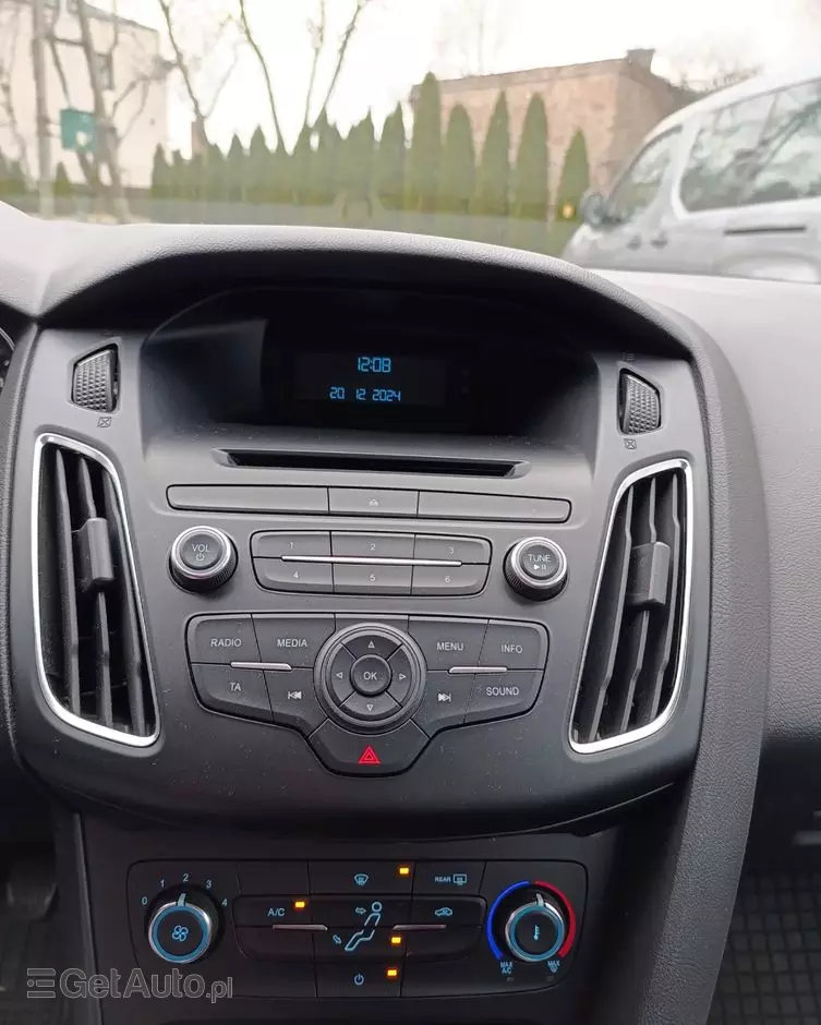 FORD Focus 1.6 Trend