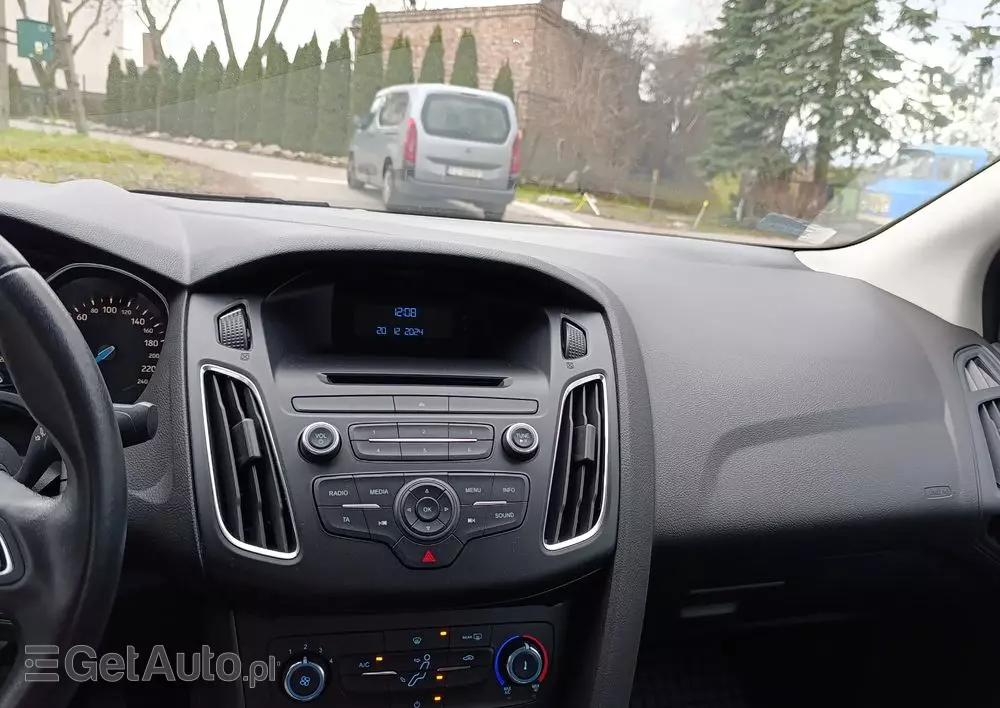 FORD Focus 1.6 Trend