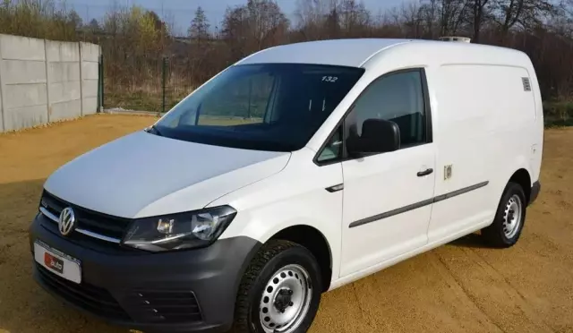 VOLKSWAGEN Caddy 