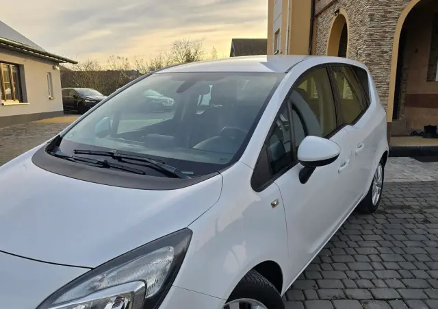 OPEL Meriva 1.4 T Cosmo