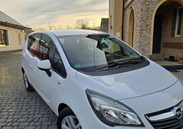 OPEL Meriva 1.4 T Cosmo