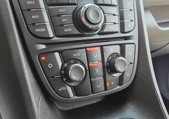 OPEL Meriva 1.4 T Cosmo