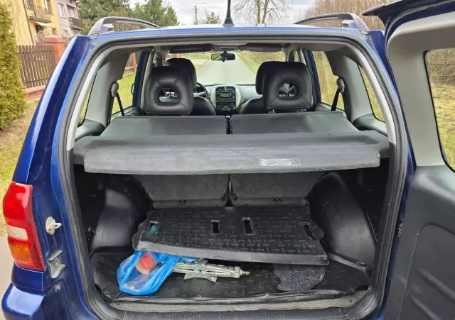 TOYOTA RAV4 2.0 D-4D 4x4