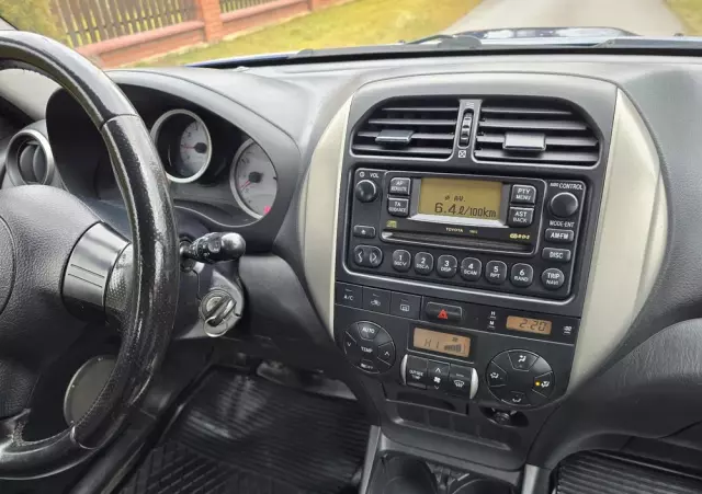 TOYOTA RAV4 2.0 D-4D 4x4