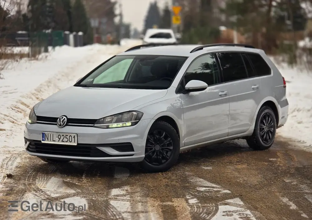 VOLKSWAGEN Golf 1.6 TDI Comfortline