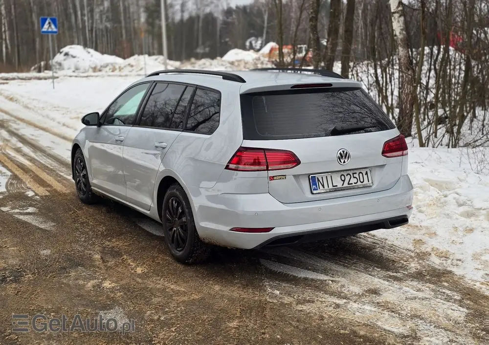 VOLKSWAGEN Golf 1.6 TDI Comfortline