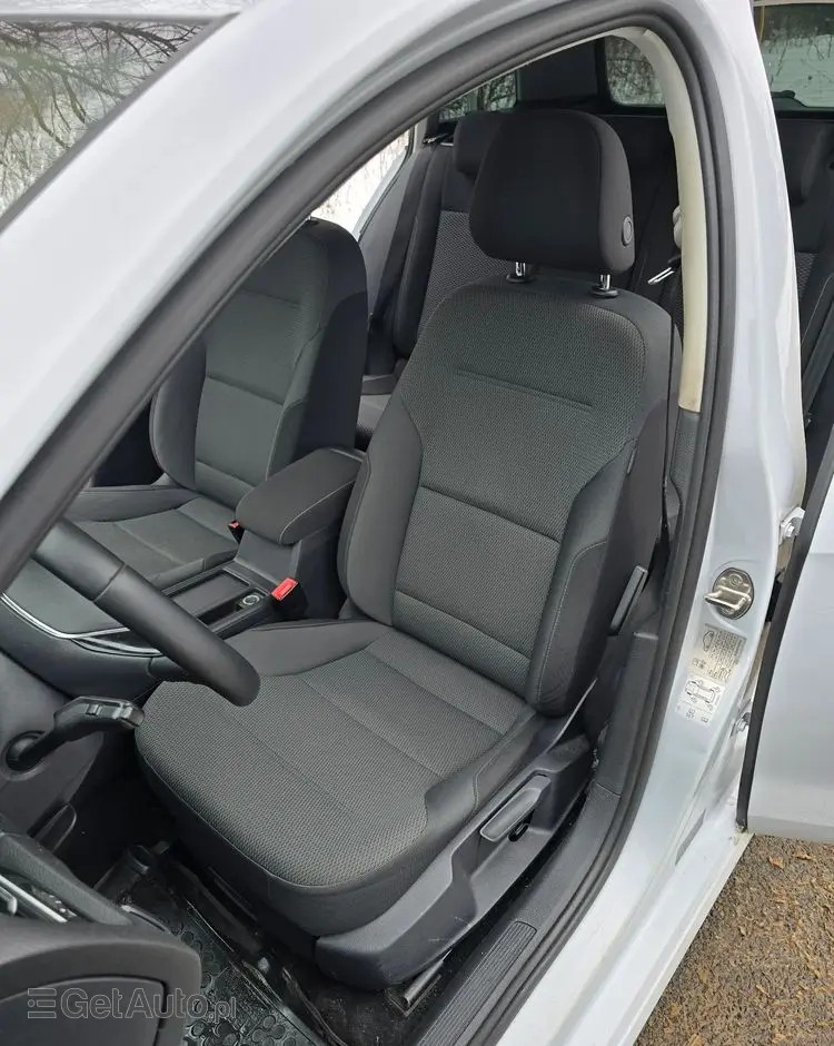 VOLKSWAGEN Golf 1.6 TDI Comfortline