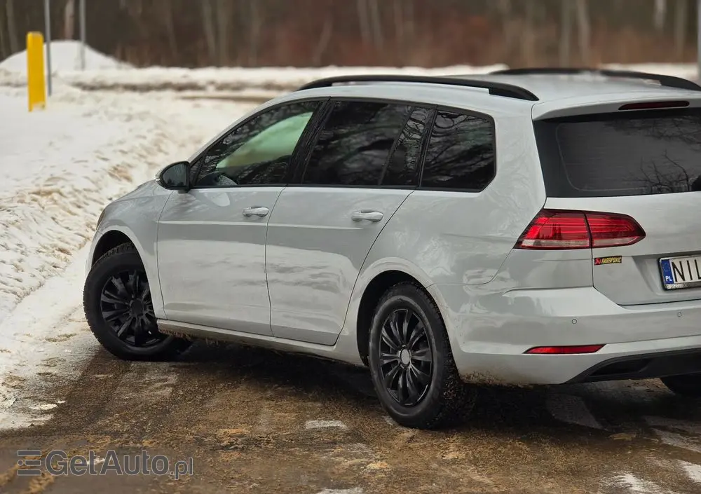 VOLKSWAGEN Golf 1.6 TDI Comfortline