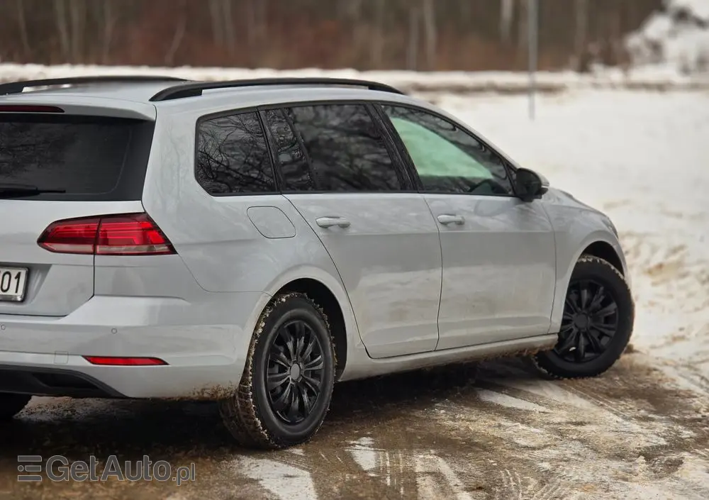 VOLKSWAGEN Golf 1.6 TDI Comfortline