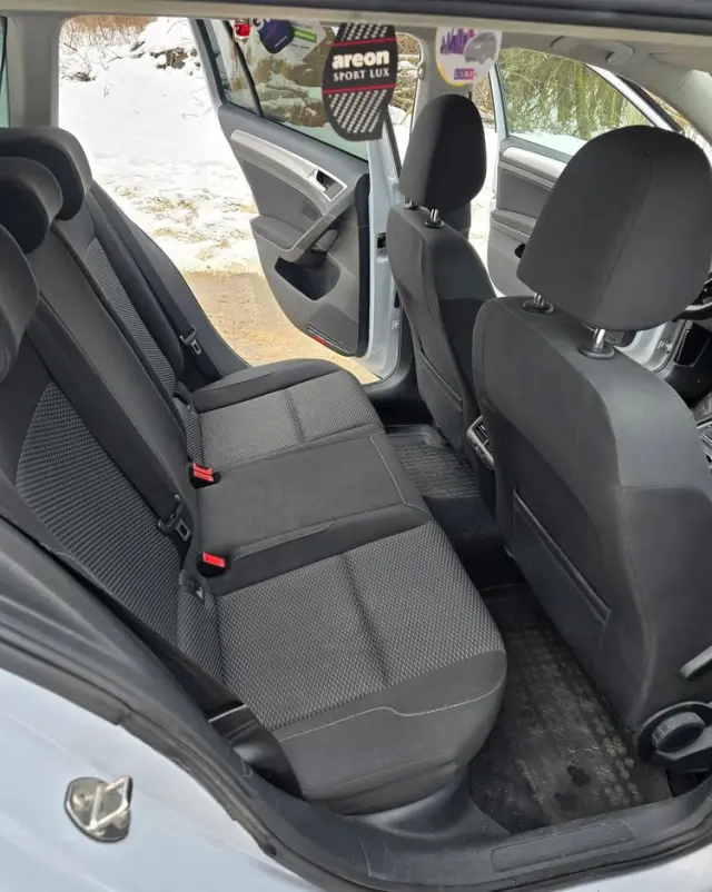 VOLKSWAGEN Golf 1.6 TDI Comfortline