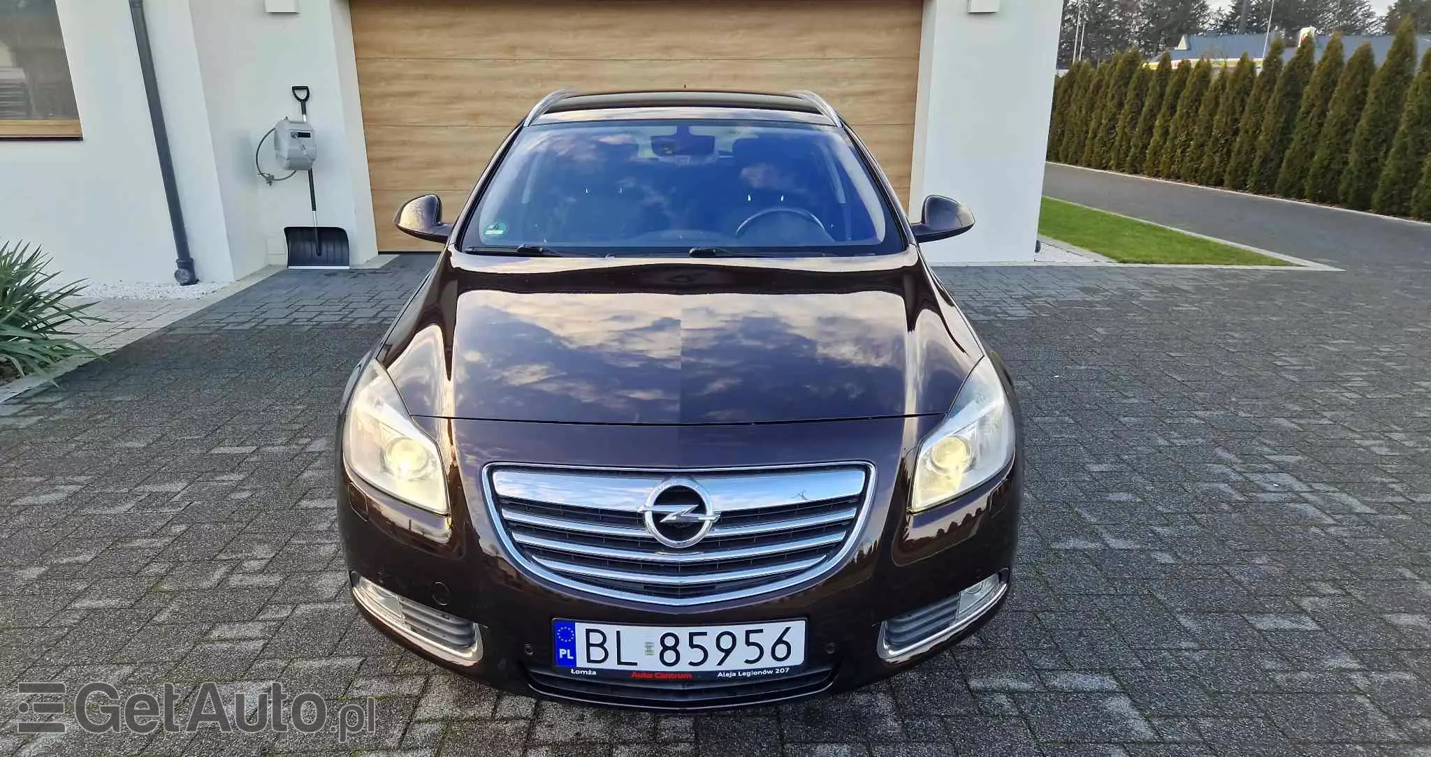 OPEL Insignia 2.0 CDTI Sports Tourer 4x4 Automatik Design Edition