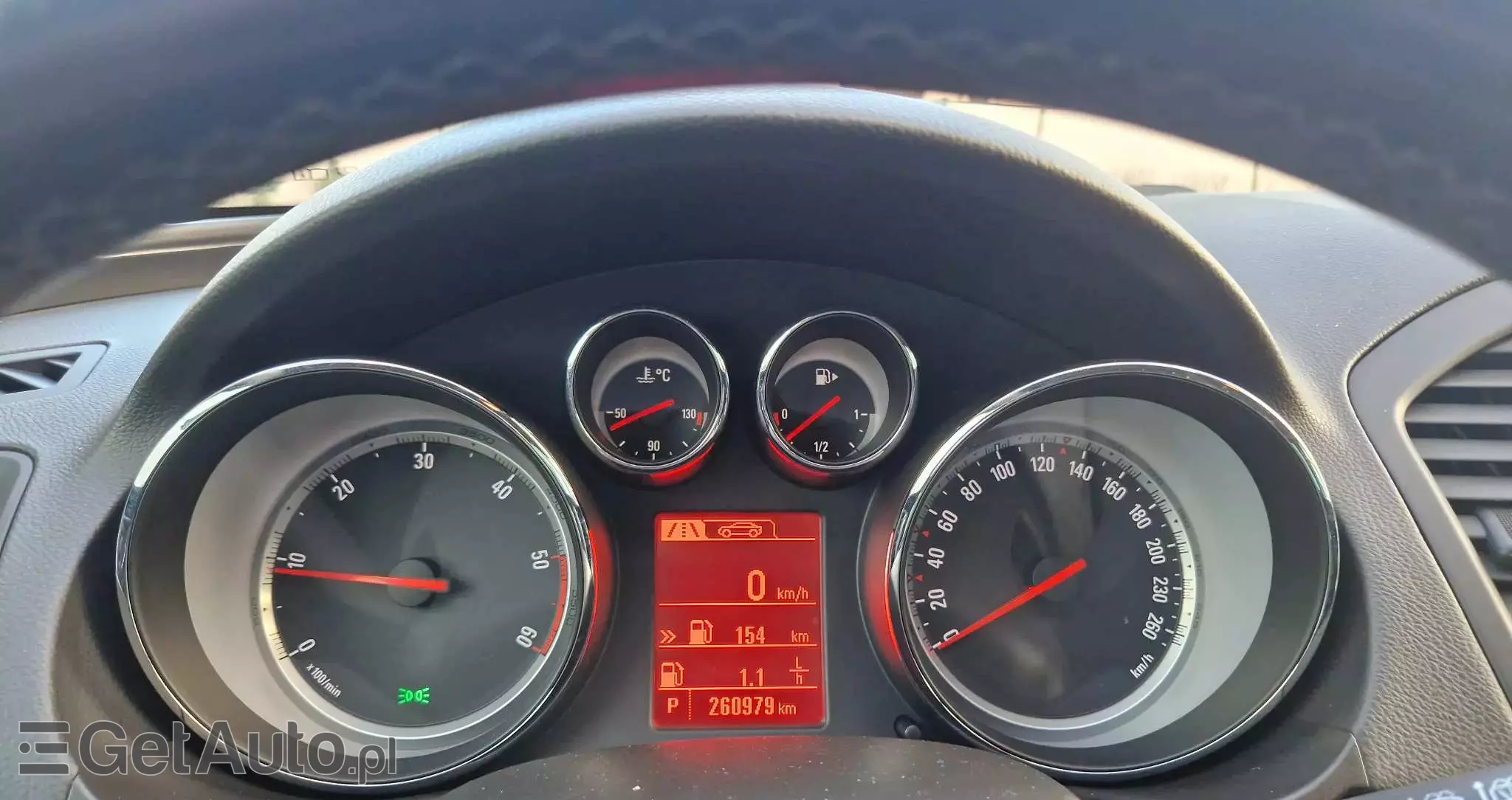 OPEL Insignia 2.0 CDTI Sports Tourer 4x4 Automatik Design Edition