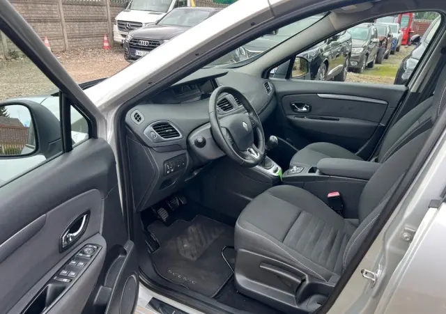 RENAULT Scenic 1.5 dCi Limited
