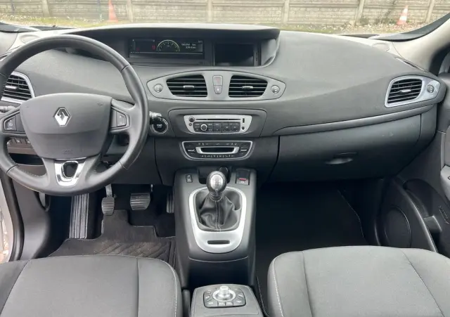 RENAULT Scenic 1.5 dCi Limited