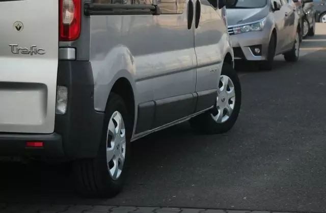 RENAULT Trafic 