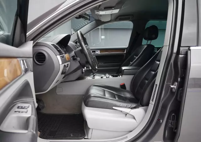 VOLKSWAGEN Touareg 3.0 V6 TDI Tiptr