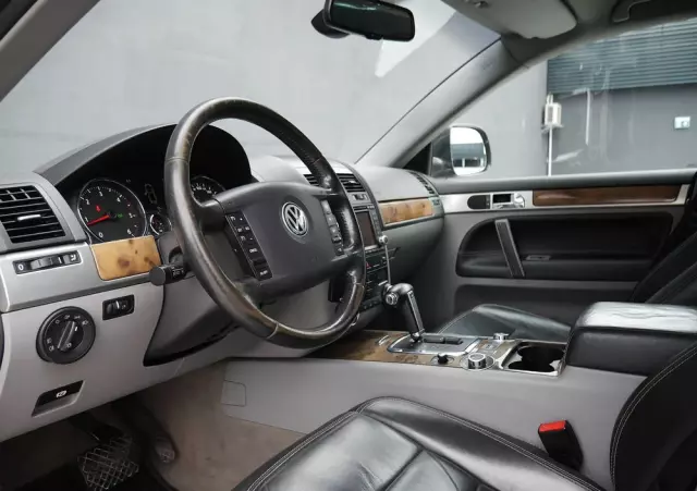 VOLKSWAGEN Touareg 3.0 V6 TDI Tiptr