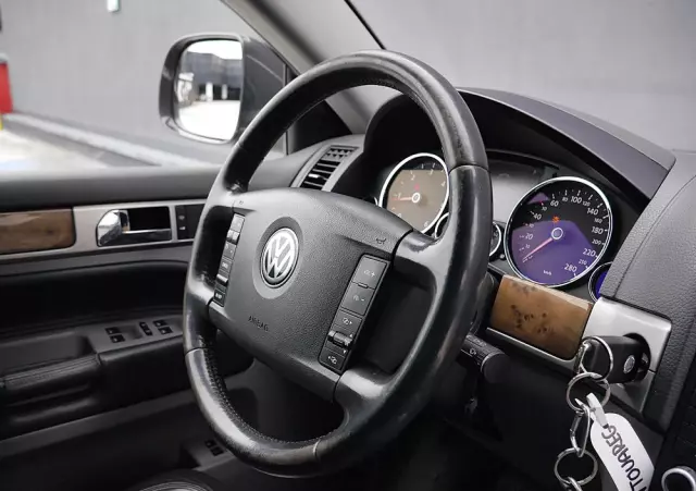VOLKSWAGEN Touareg 3.0 V6 TDI Tiptr