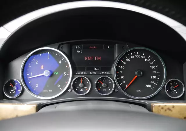 VOLKSWAGEN Touareg 3.0 V6 TDI Tiptr