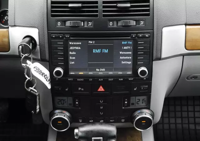 VOLKSWAGEN Touareg 3.0 V6 TDI Tiptr