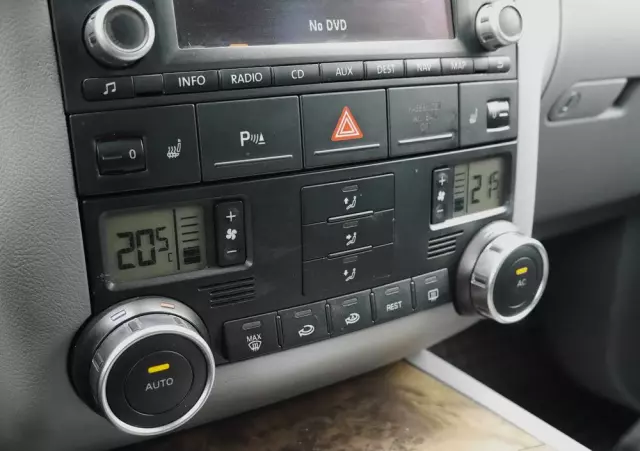 VOLKSWAGEN Touareg 3.0 V6 TDI Tiptr