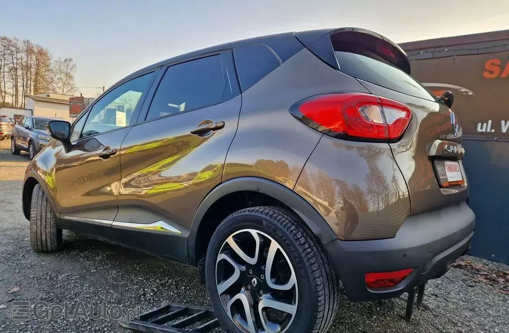 RENAULT Captur 