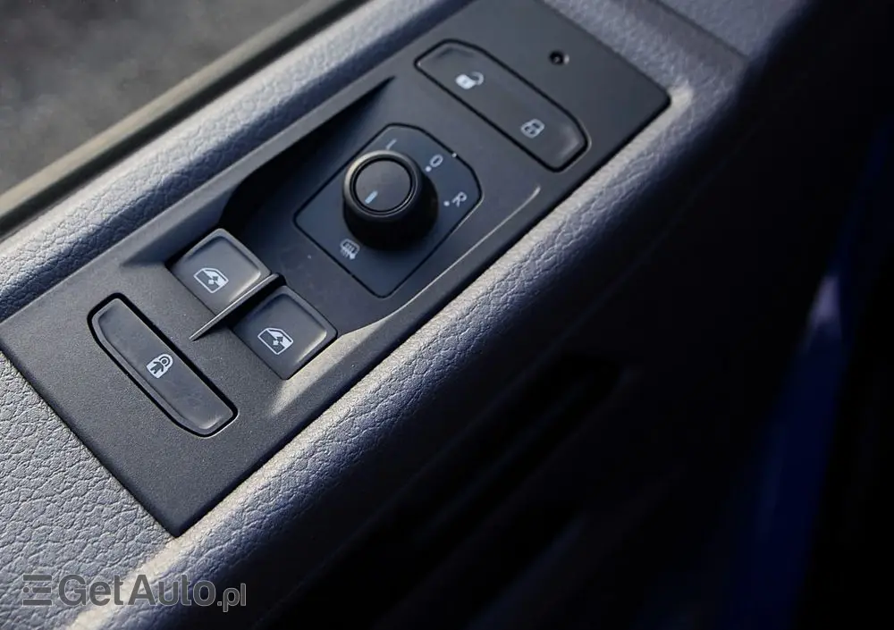 VOLKSWAGEN Transporter T6.1 Lang