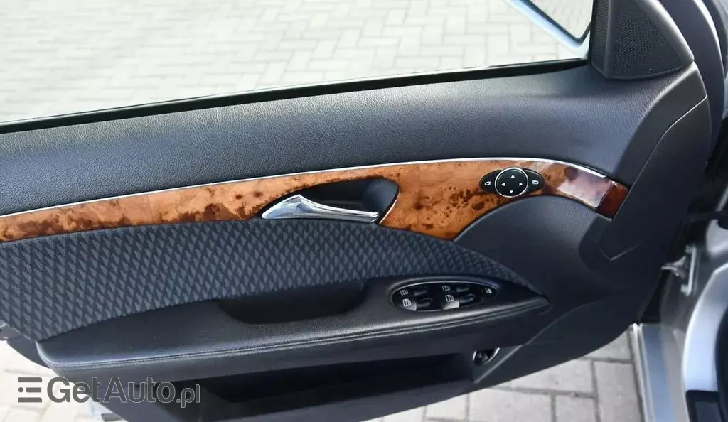 MERCEDES-BENZ Klasa E 