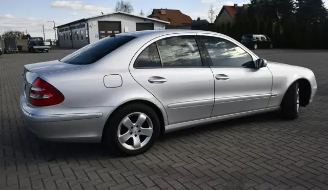 MERCEDES-BENZ Klasa E 