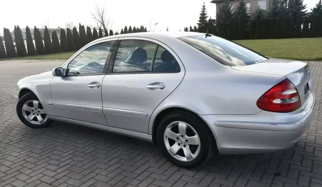 MERCEDES-BENZ Klasa E 