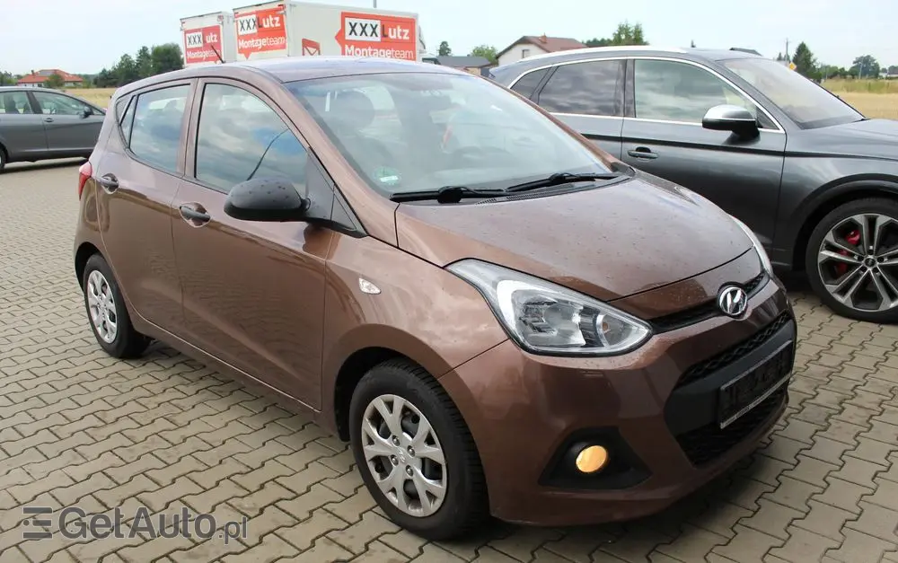 HYUNDAI I10 