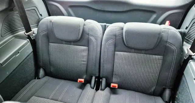 FORD Grand C-MAX 1.6 EcoBoost Start-Stop-System Titanium