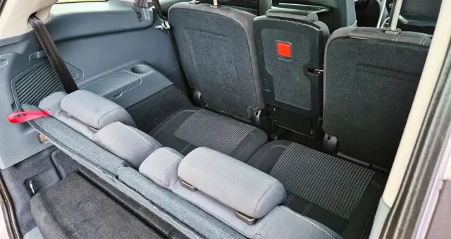 FORD Grand C-MAX 1.6 EcoBoost Start-Stop-System Titanium